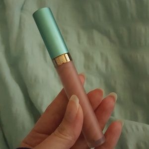 Beauty Bakerie Lip Whip in Honey