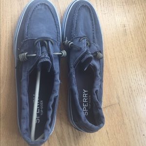 Sperry boat shoe