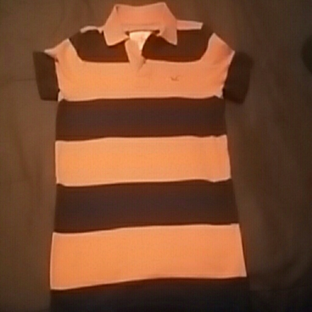 men's Hollister shirt