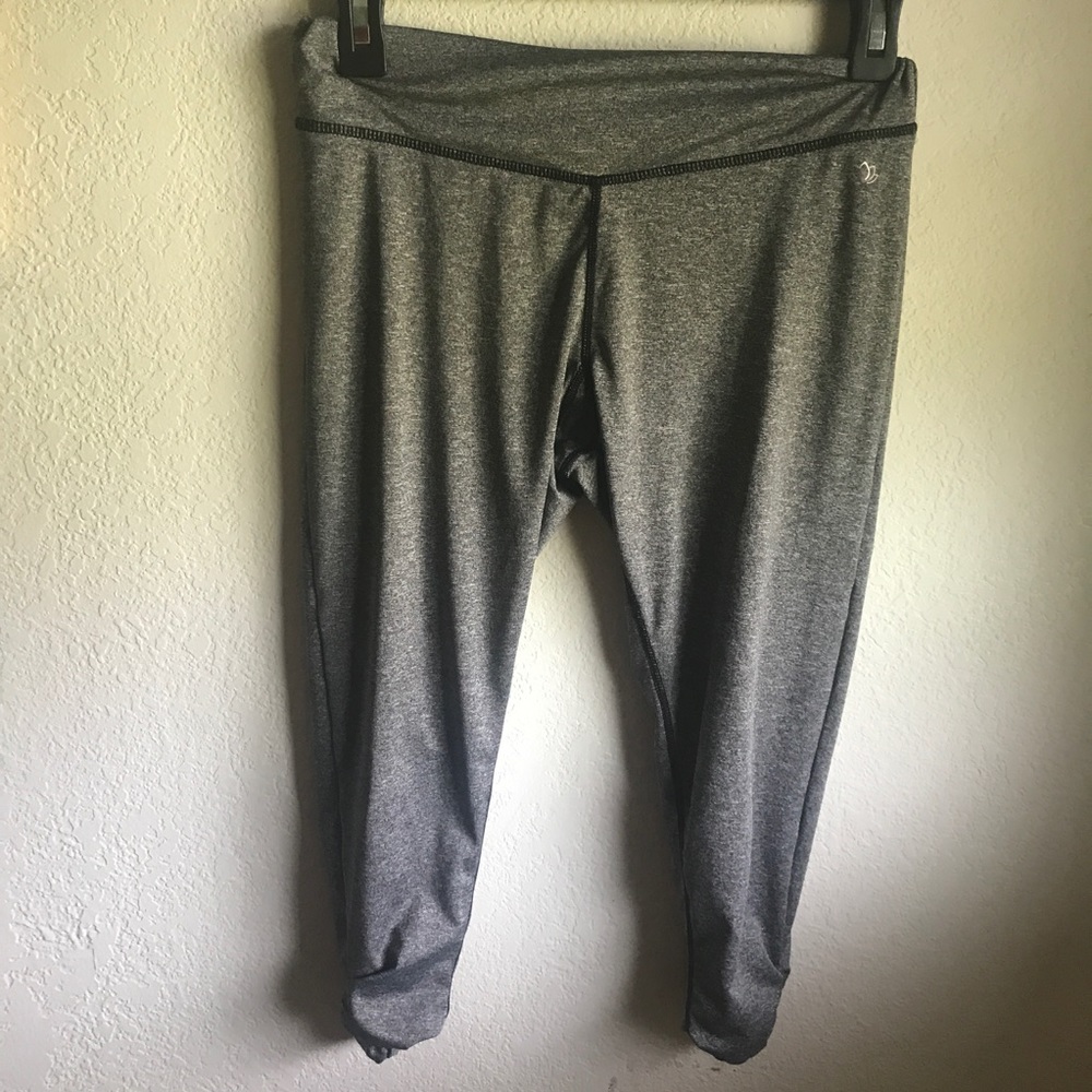 Heather Grey Workout Crop Leggings