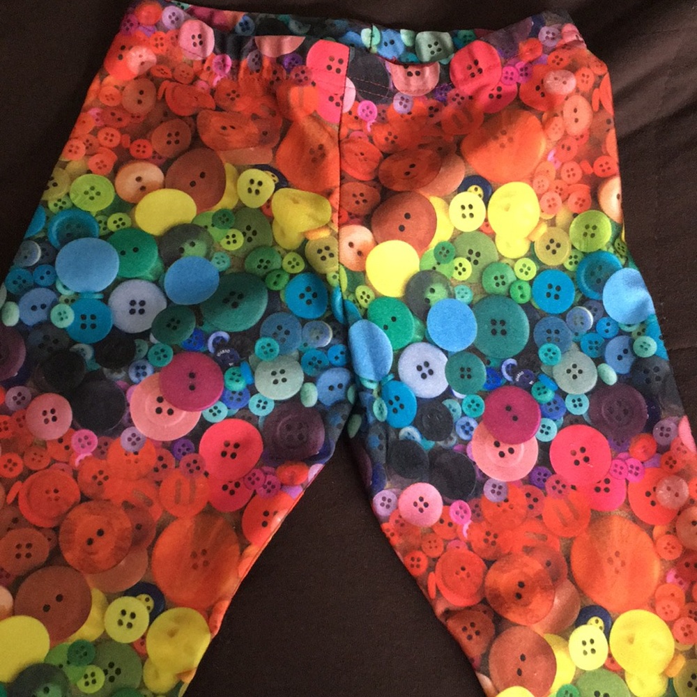 Zara Terez "cute as a button" girls leggings