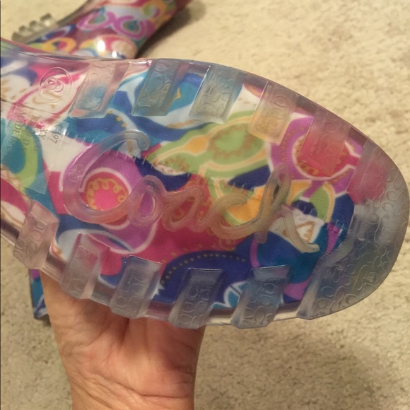 ☔️🌧☔️🌧☔️ Coach Rainboots ☔️🌧☔️🌧 - Picture 4 of 8