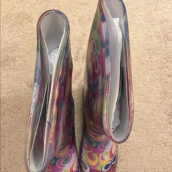 ☔️🌧☔️🌧☔️ Coach Rainboots ☔️🌧☔️🌧 - Picture 5 of 8