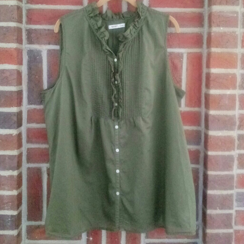 OldNavy olive green ruffled top