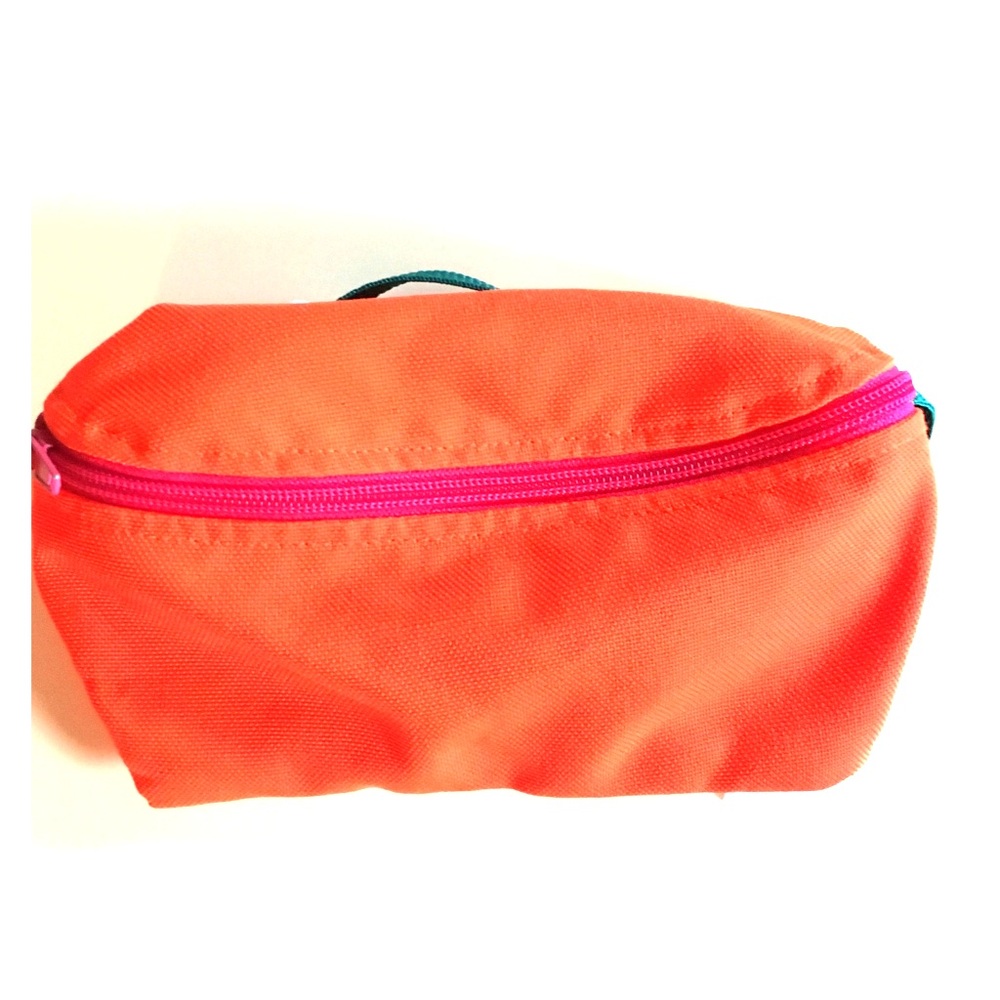 American Apparel | Hippack