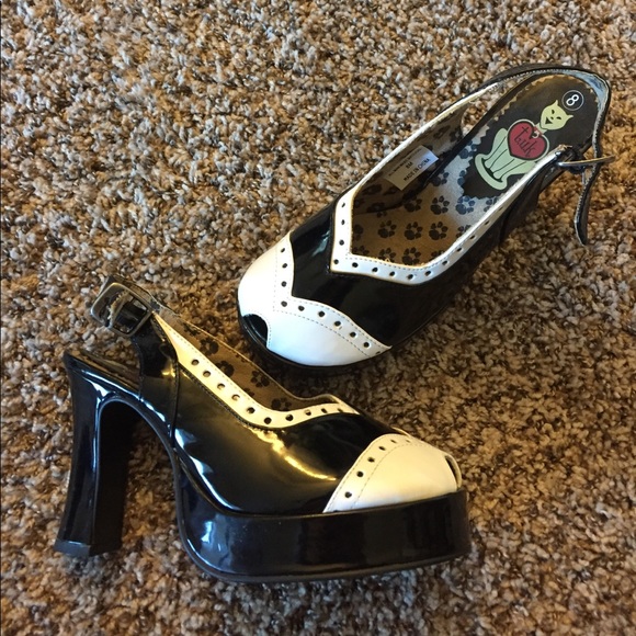 T.U.K Shoes - NWOB TUK Wingtip Platforms