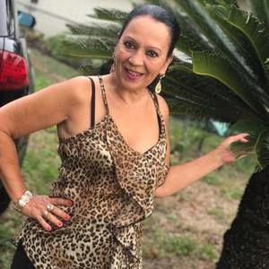 Meet your Posher, Sandra