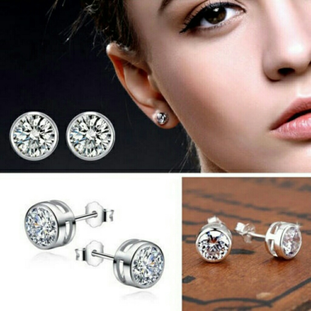 🔥Silver CZ stud earrings