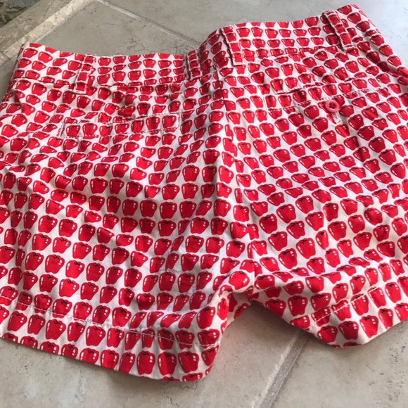J.Crew Rare Apple print Size 2 shorts - Picture 2 of 3