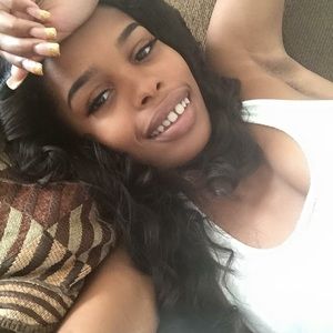 Meet your Posher, Kalysha