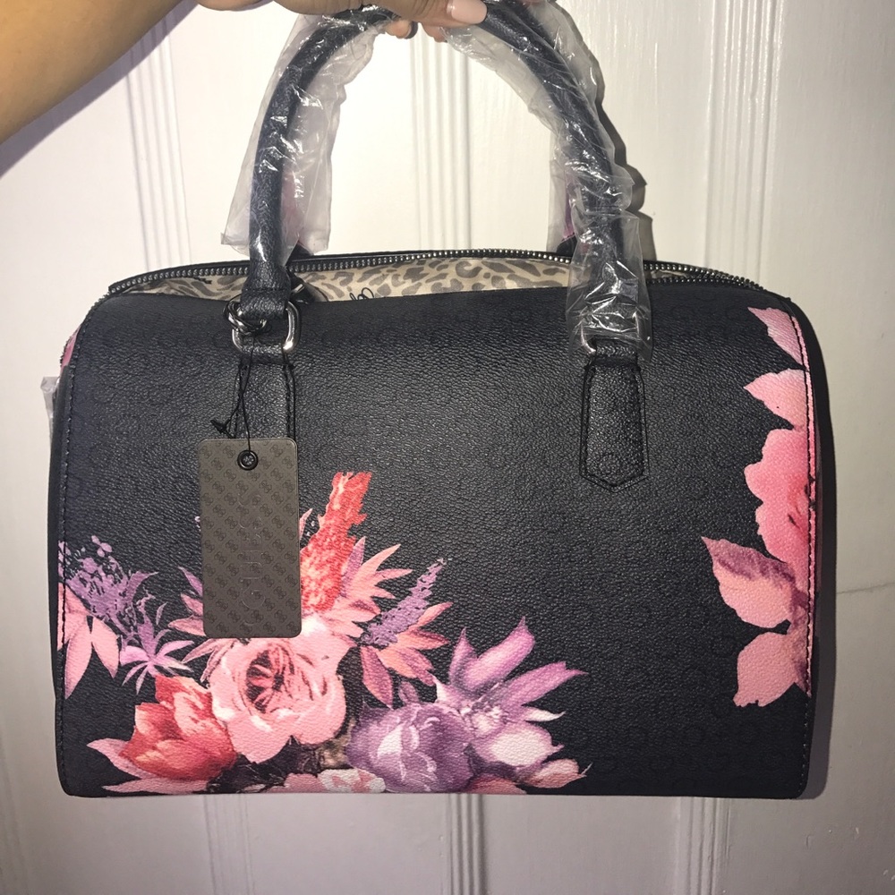 Guess Bag