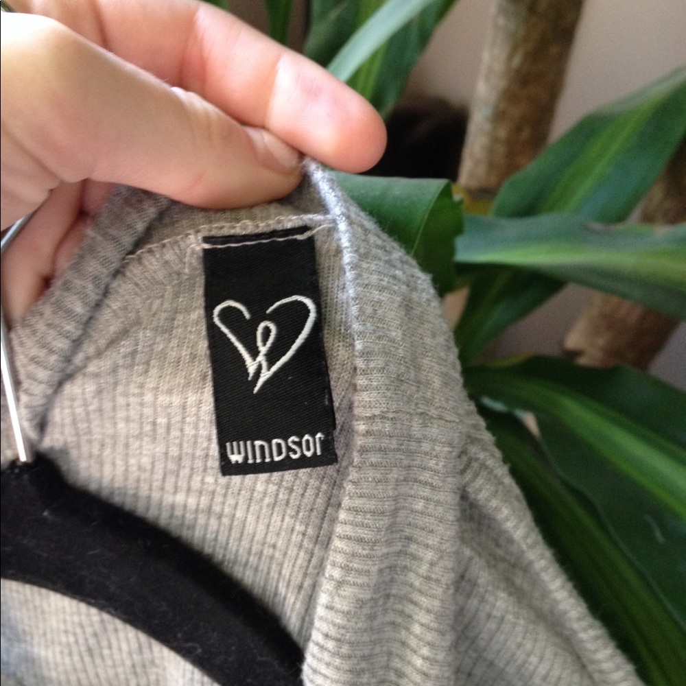 Windsor Crop Top - Picture 3 of 3
