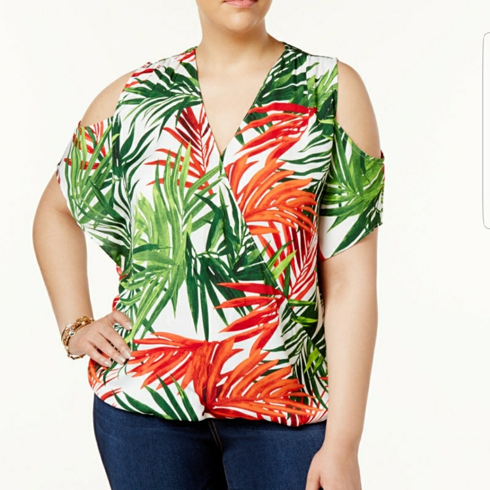 INC Cold Shoulder  Top PRICE FIRM