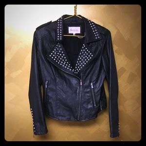 Two by Vince Camuto black leather studded jacket M