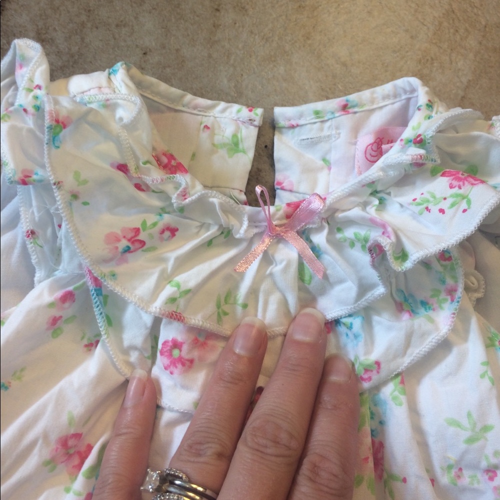 Infant dress - Picture 2 of 3