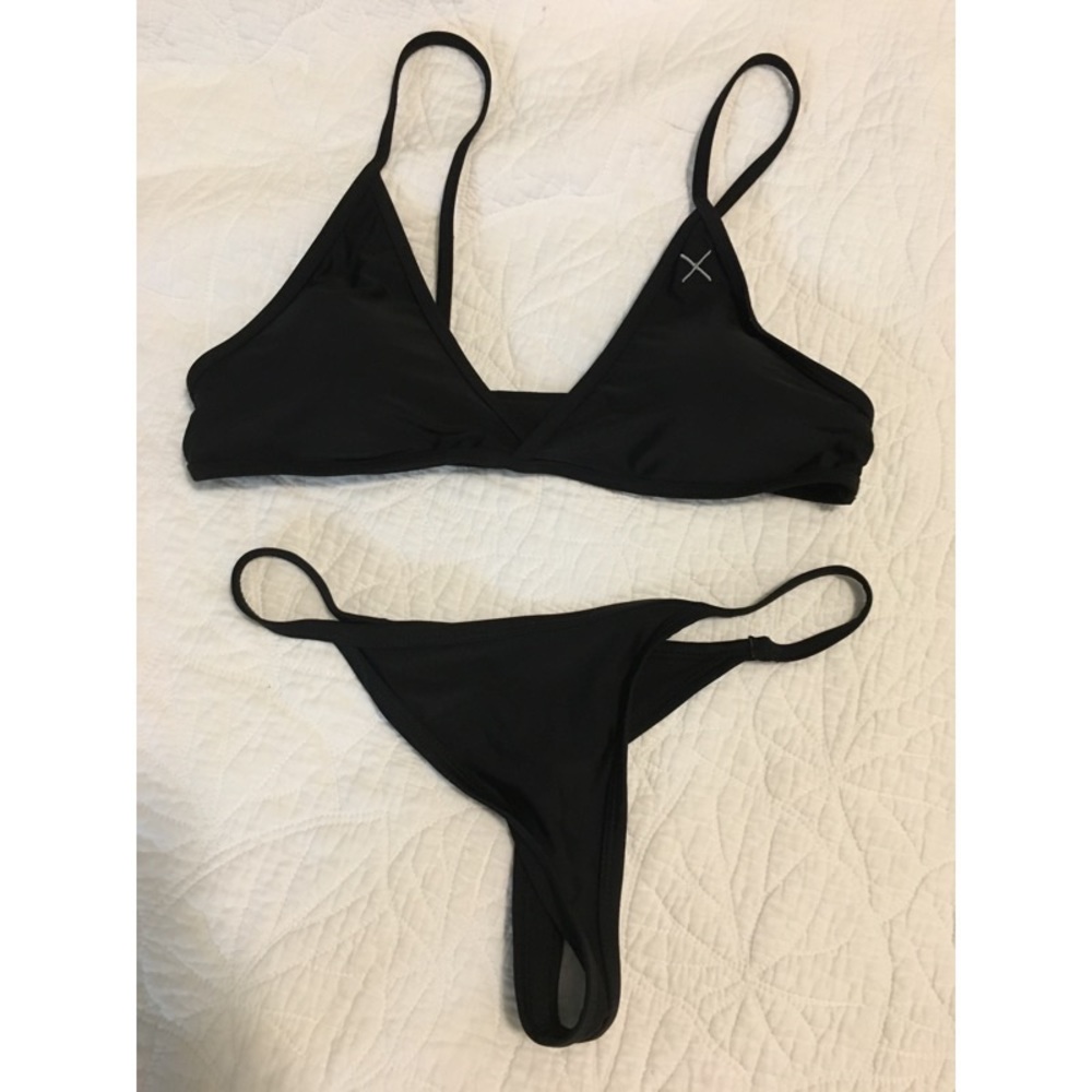 Black Boutine La bikini set