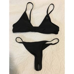 Black Boutine La bikini set