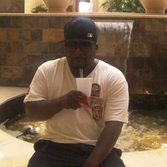 Meet your Posher, Kareem - Picture 1 of 1