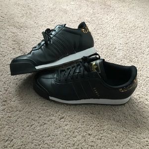 Black Adidas Samoas in great condition