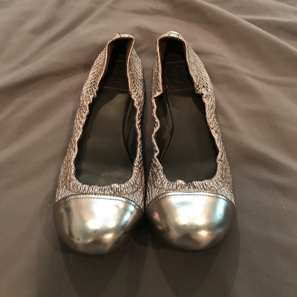 Tory burch silver ballet flats 7