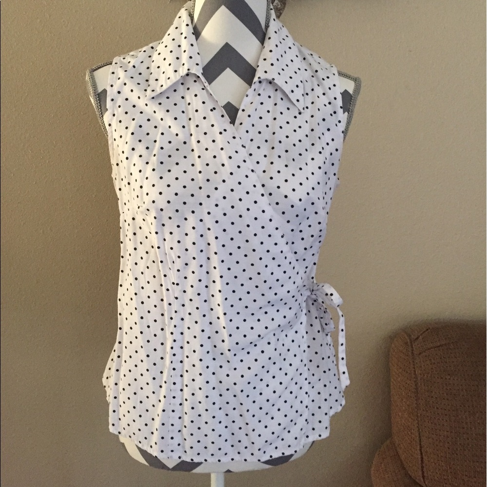 Cross Tie Polka a Dot Sleeveless Blouse 👚
