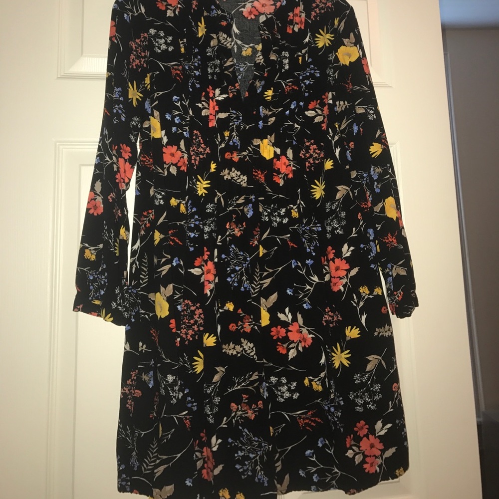 Beautiful fall print dress