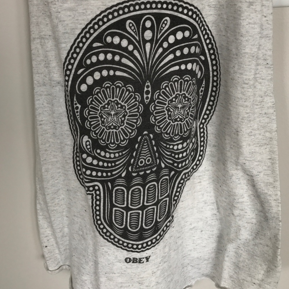 Obey tank - Picture 2 of 2