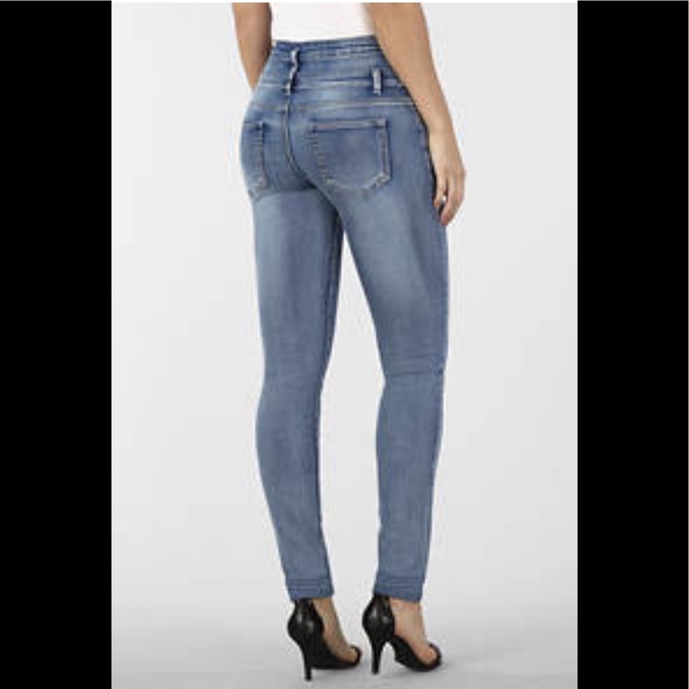 High Waist Skinny Jean🛍💕 - Picture 2 of 4