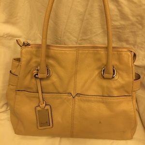 Cream shoulder bag