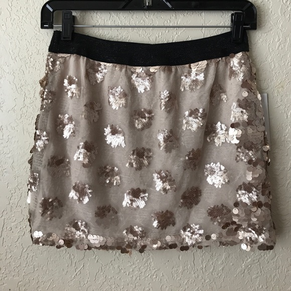 NWT Ya, Los Angela's Gold Sequenced skirt , Small - Picture 3 of 6
