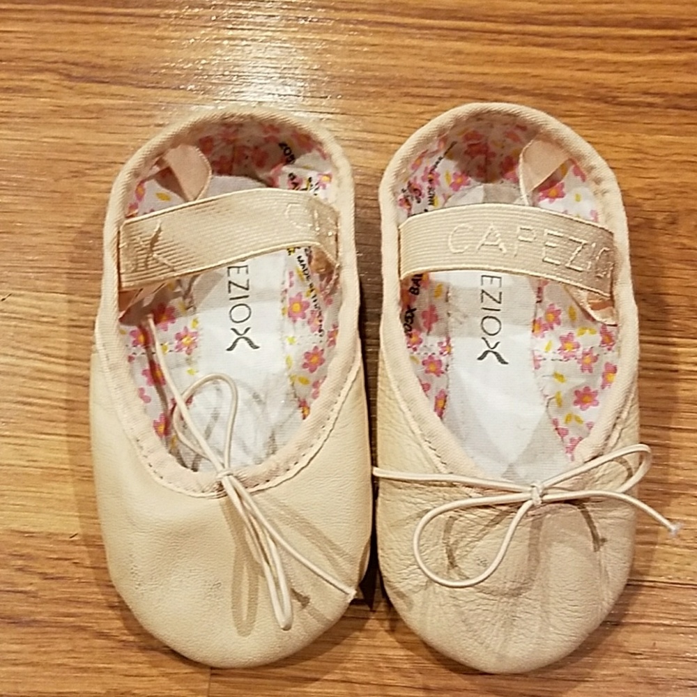 Capezio ballet shoes toddler