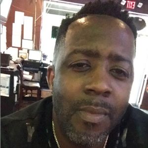 Meet your Posher, Troy