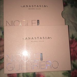 Authentic Nicole Guerriero Glow kit
