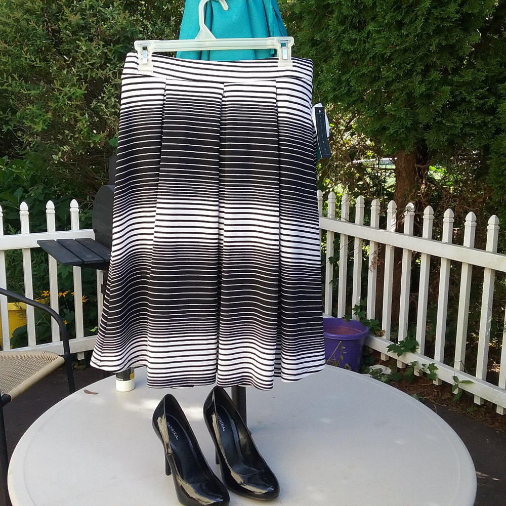 Striped skirt