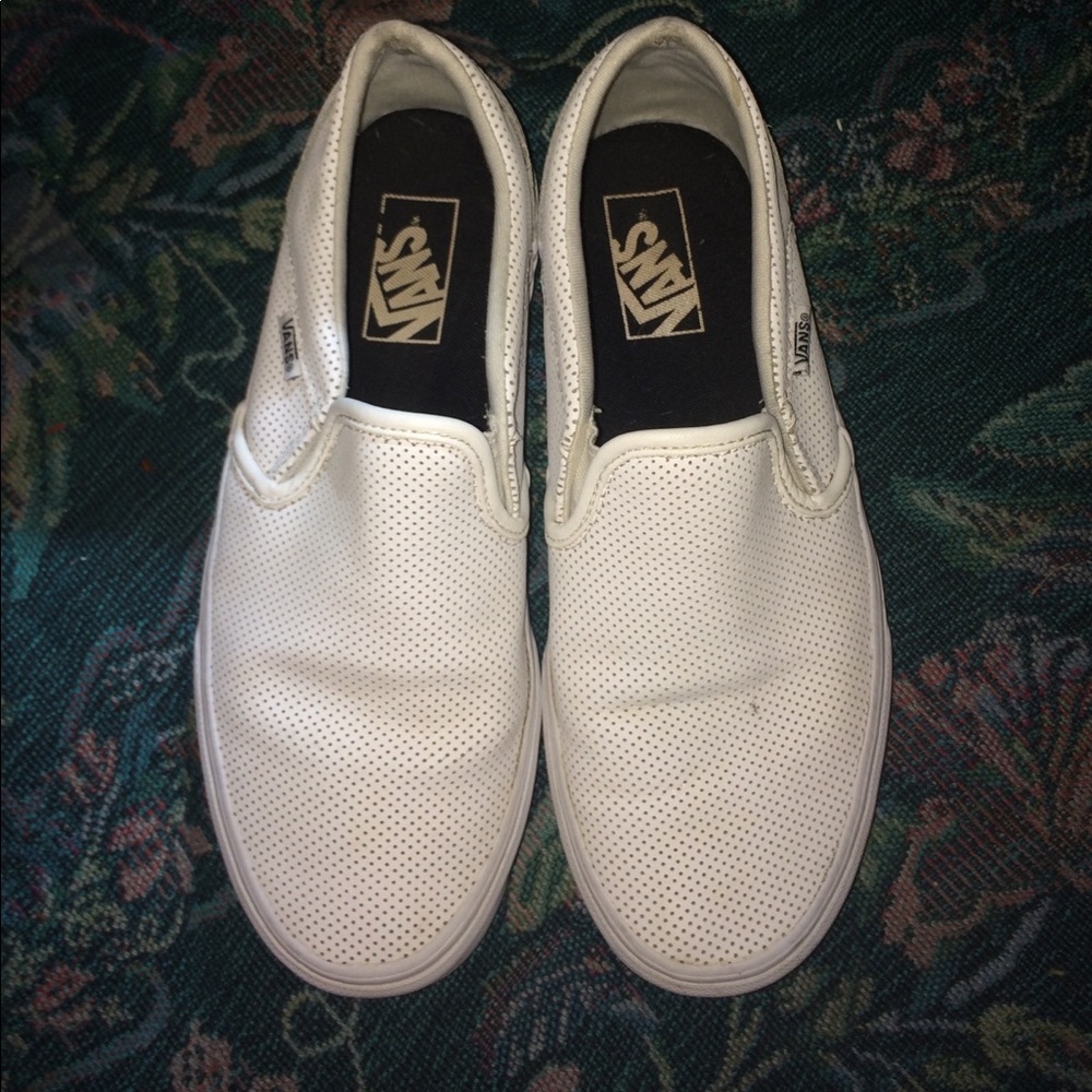Slip On White Leather Vans
