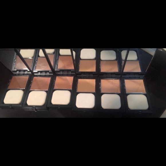 High end beauty addicts make up - Picture 3 of 5