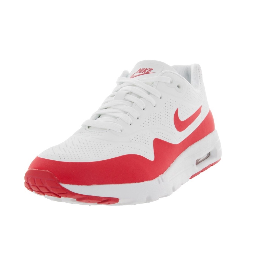 AIR MAX ULTRA MOIRE IN RED & WHITE