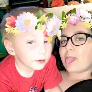 Meet your Posher, Stephanie