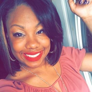 Meet your Posher, Althea