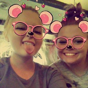 Meet your Posher, Makayla