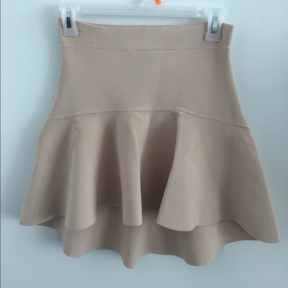 BCBG cream skirt