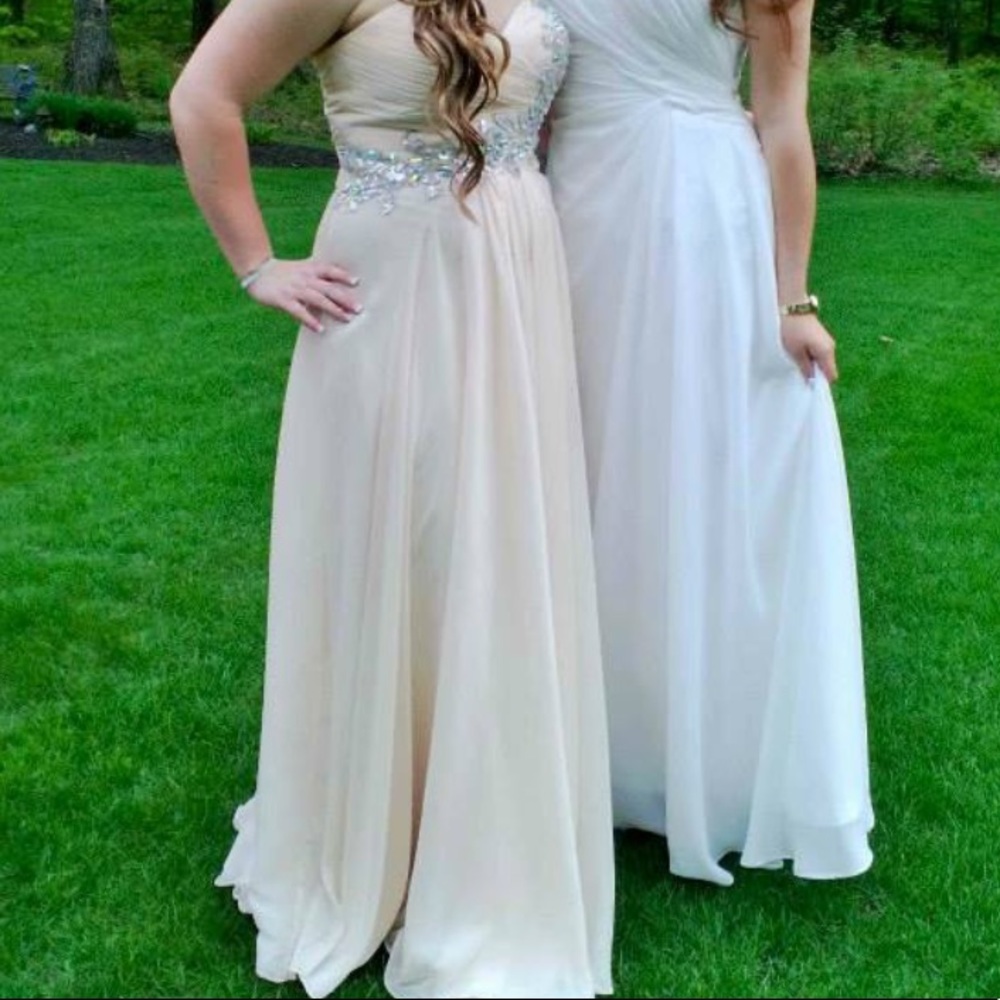 Dress on left (cream) worn 1x!