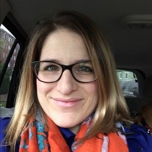 Meet your Posher, Stacy