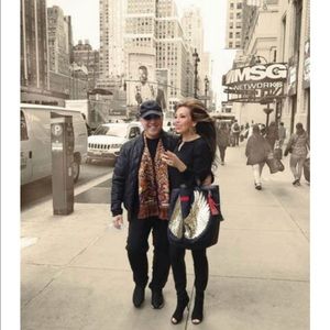 Meet your Posher, Edna