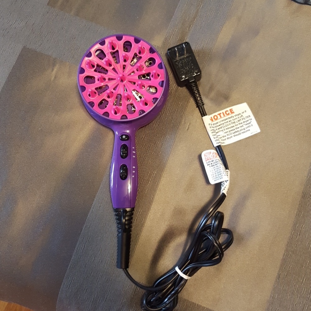 Bed Head diffuser hair dryer