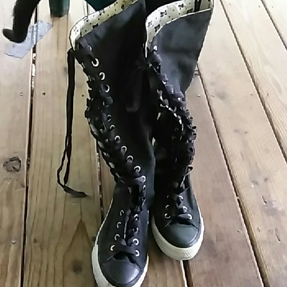 Knee high black Converse FIRM PRICE