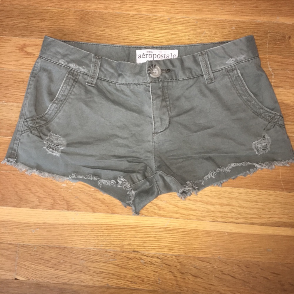 Grey shorts