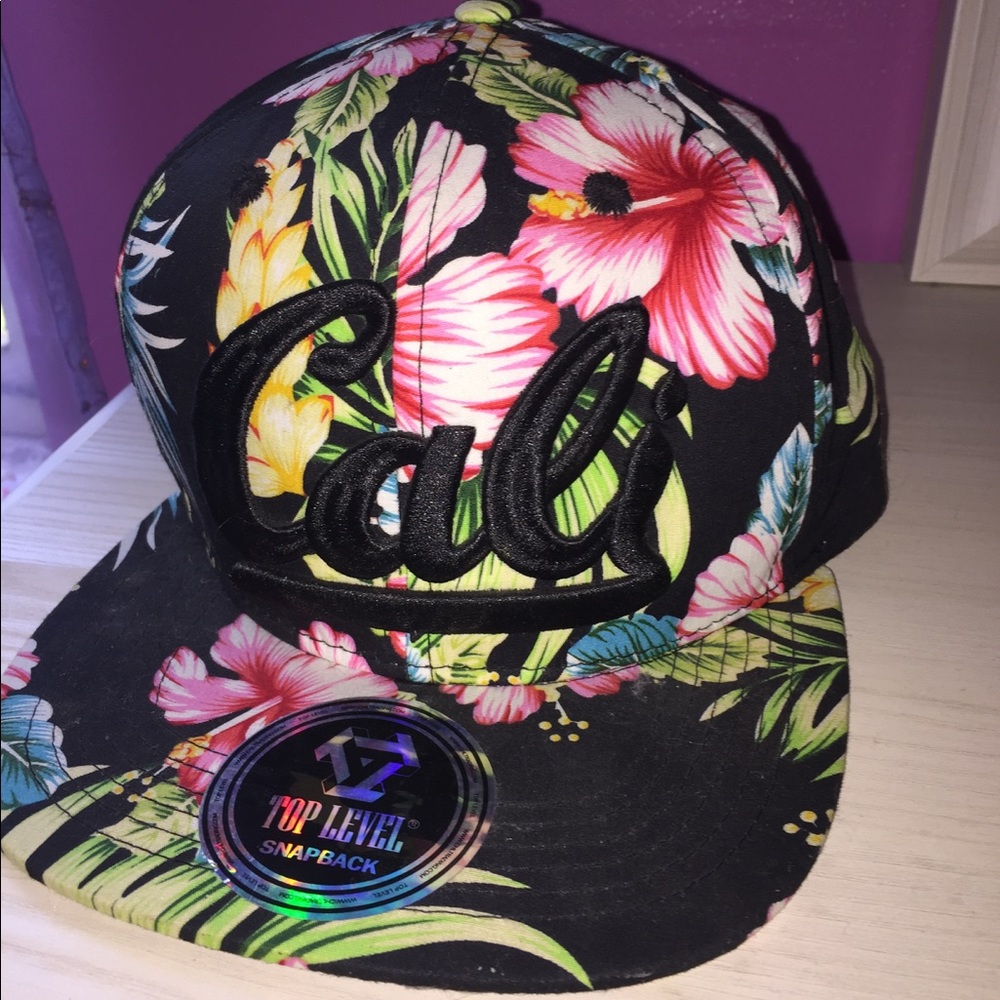 Cali SnapBack hat