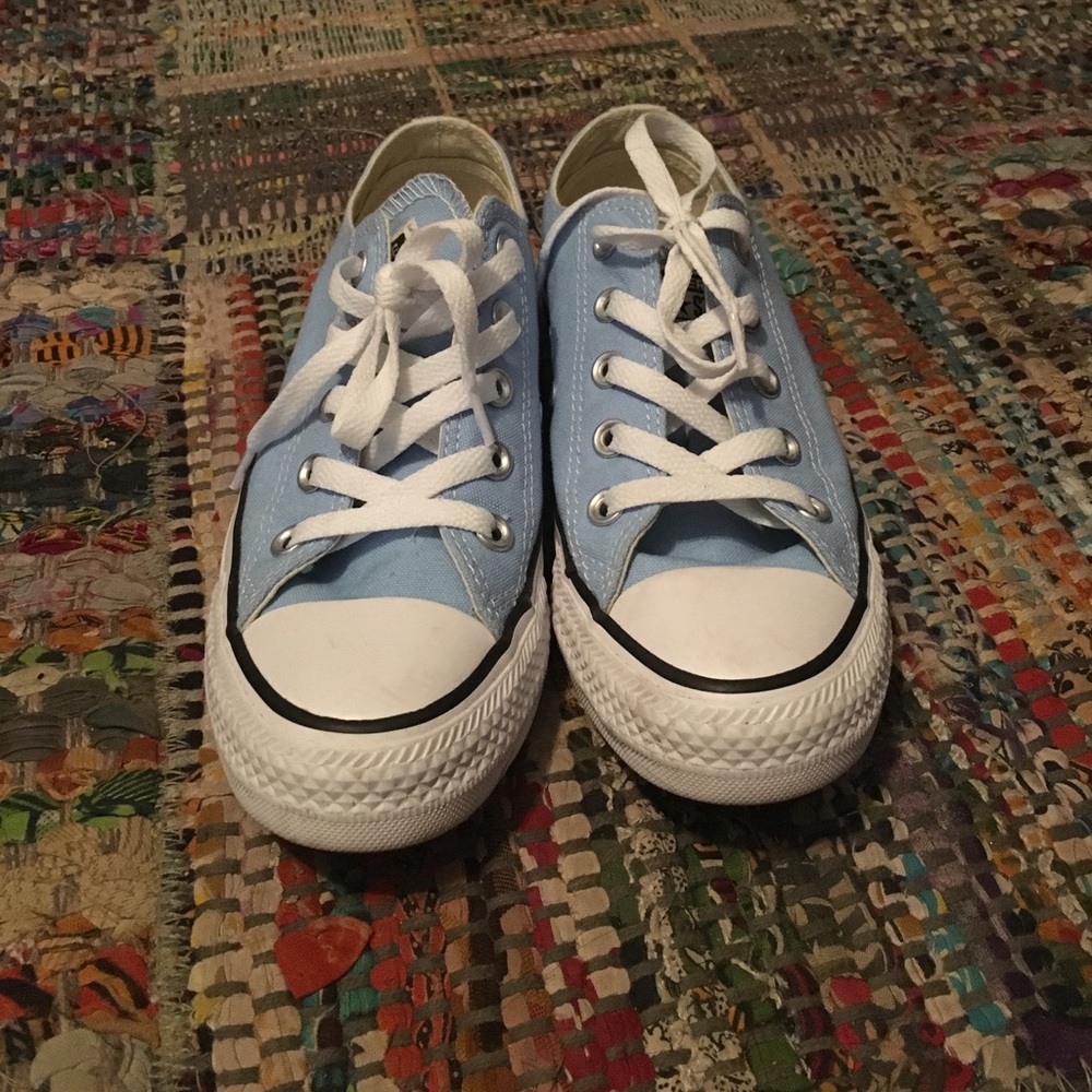 Light blue converse
