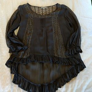 Lovely ruffle and lace poets top